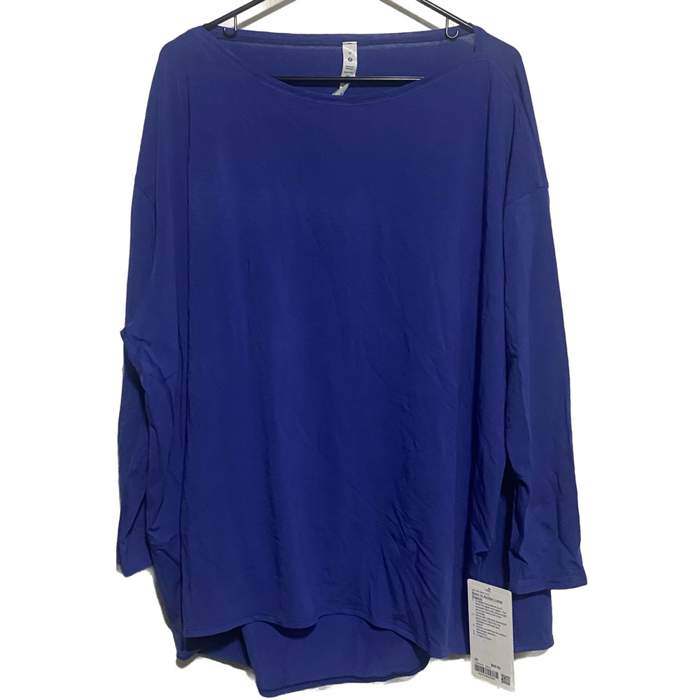 Lululemon back in action long sleeve